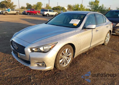 2015 Infiniti Q50 Premium z USA, uszkodzony, nr VIN JN1BV7AP9FM346860